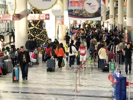 マカオ国際空港旅客ターミナルビルの様子（写真：CAM）