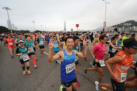 「歩歩高陞マカオタワー長距離走2019」に約600人のランナーが参加＝2019年2月10日（写真：マカオ政府体育局）