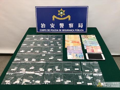 マカオ治安警察局が記者発表で公開した証拠品（写真：マカオ治安警察局）