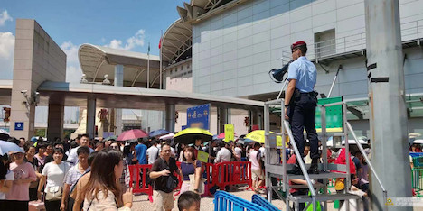 關閘イミグレーション施設の出口付近の様子（写真：マカオ治安警察局）