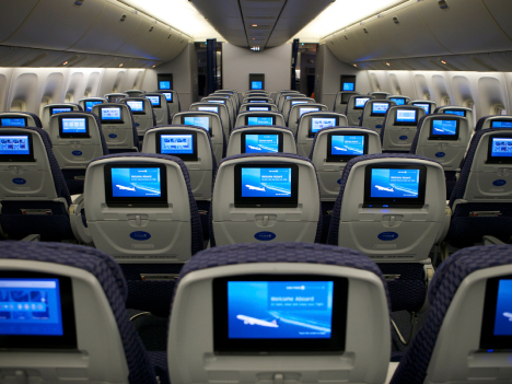 ユナイテッド航空の機内（ユナイテッド・エコノミープラス席）イメージ（写真：United Continental Holdings, Inc.）